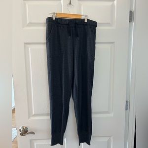 Joy Lab Soft and Cozy Joggers Size M
